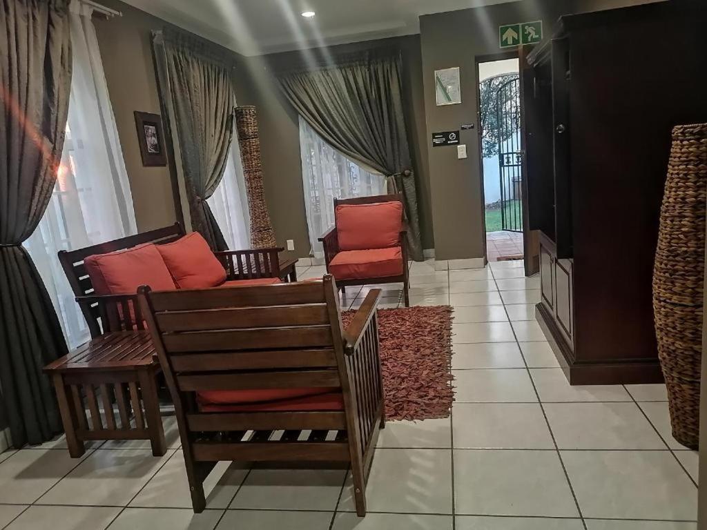 Casa Grande Guest Lodge Brits Luaran gambar